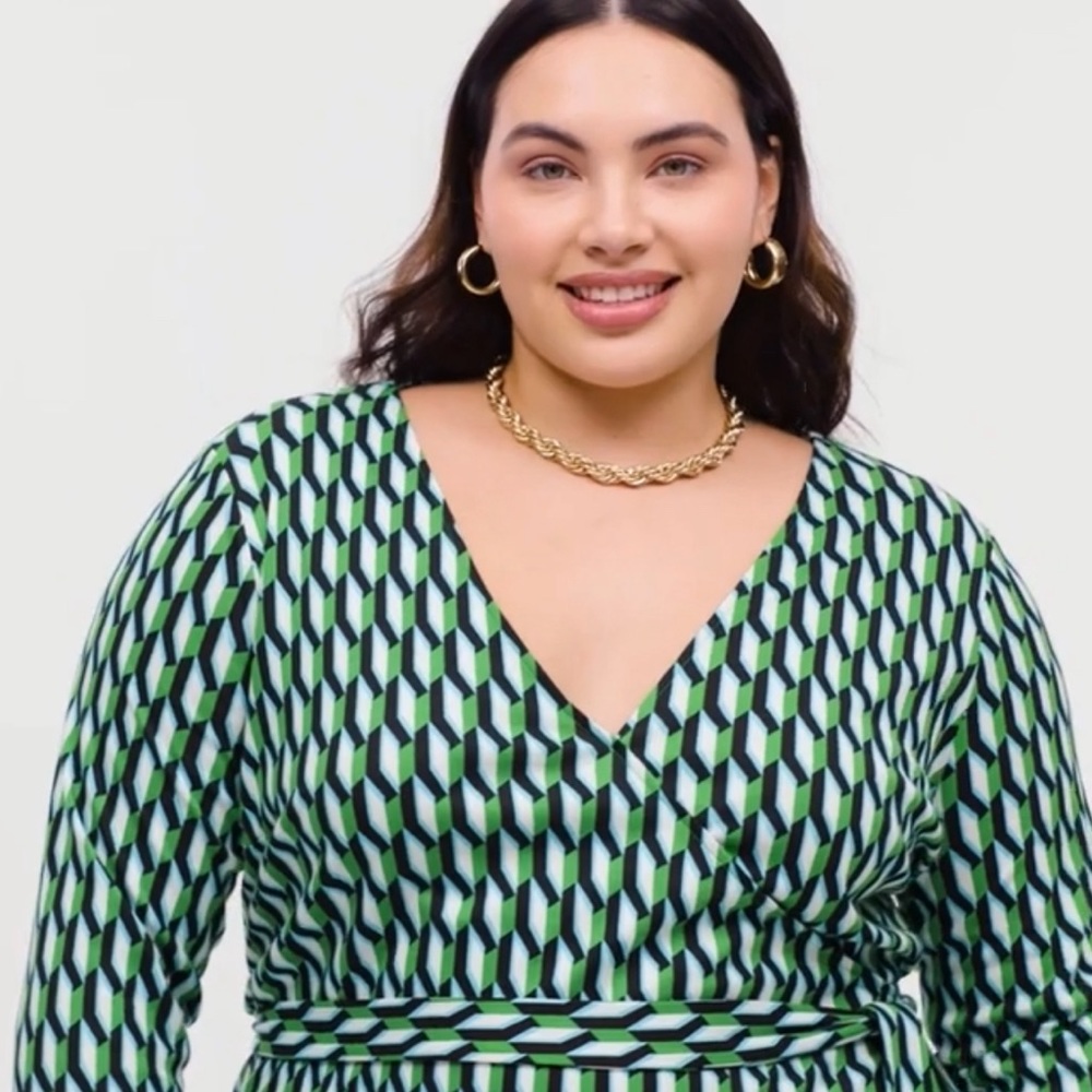 Long-Sleeve Midi Arrow Geo Green Wrap Dress from Diane von Furstenberg XXL NWT
